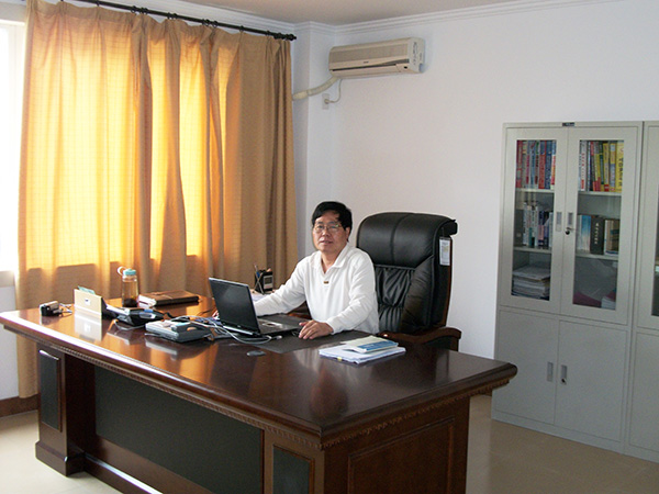 羞羞漫画WWW成人漫画樱泰總經理